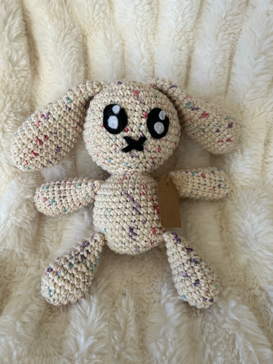 Hand crocheted bunny made with organic cotton 