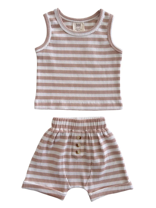 A set of children's clothing, consisting of a tank top and shorts in tan stripes, made of organic ribbed fabric.